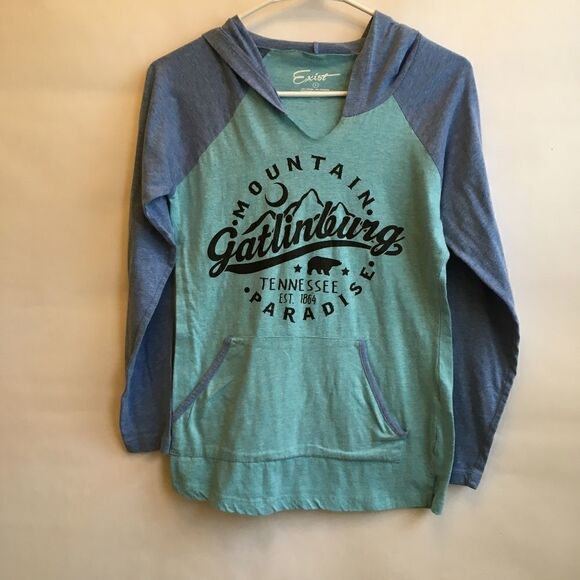 Exist Tops - GATLINBURG TN MOUNTAIN PARADISE HOODED TOP.‎